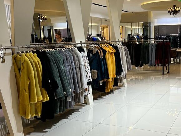 İnternetten kürk manto satın almak mümkün mü?