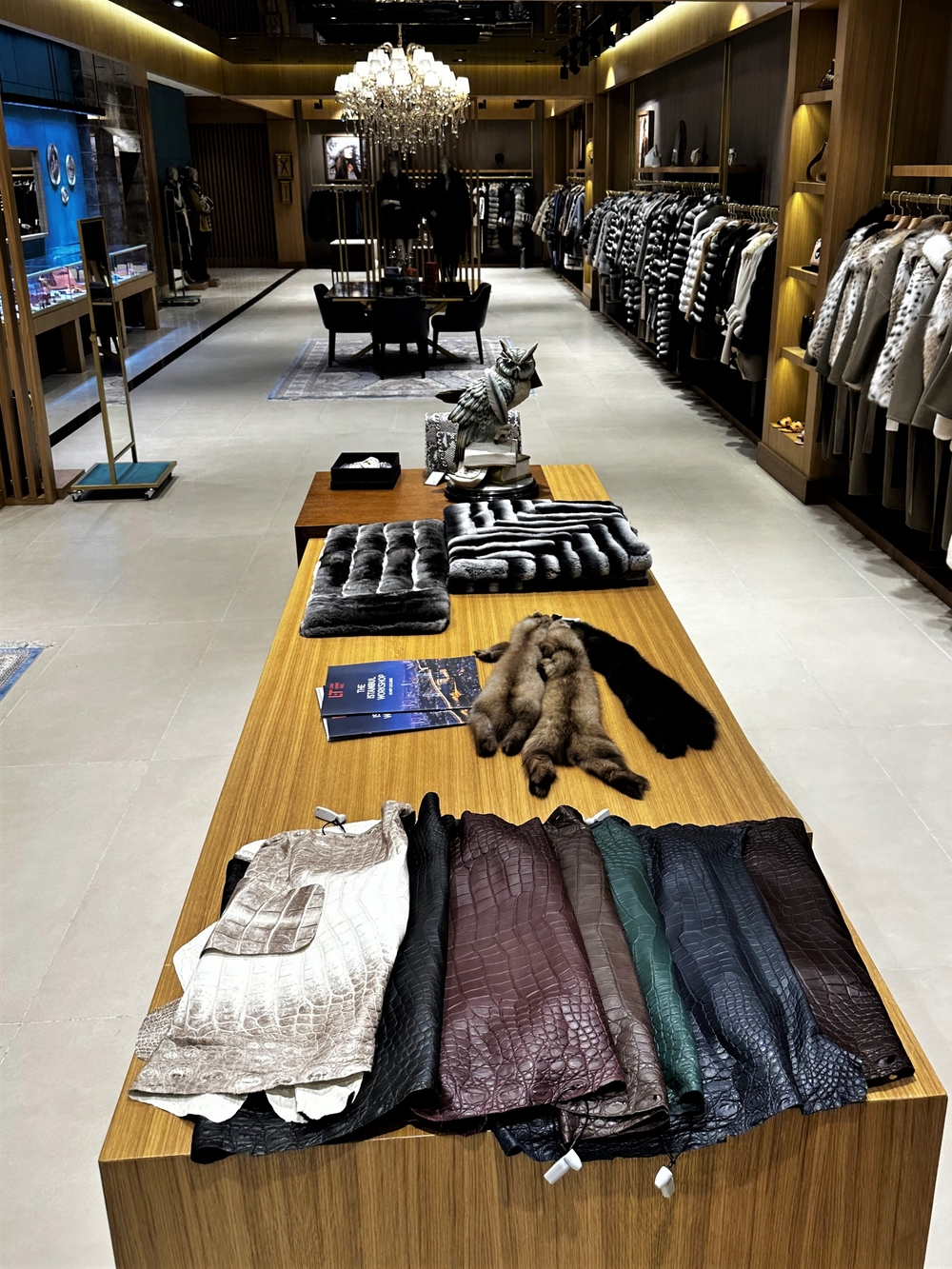 3 gün içinde müşterinin standartlarına göre kürk mantolar